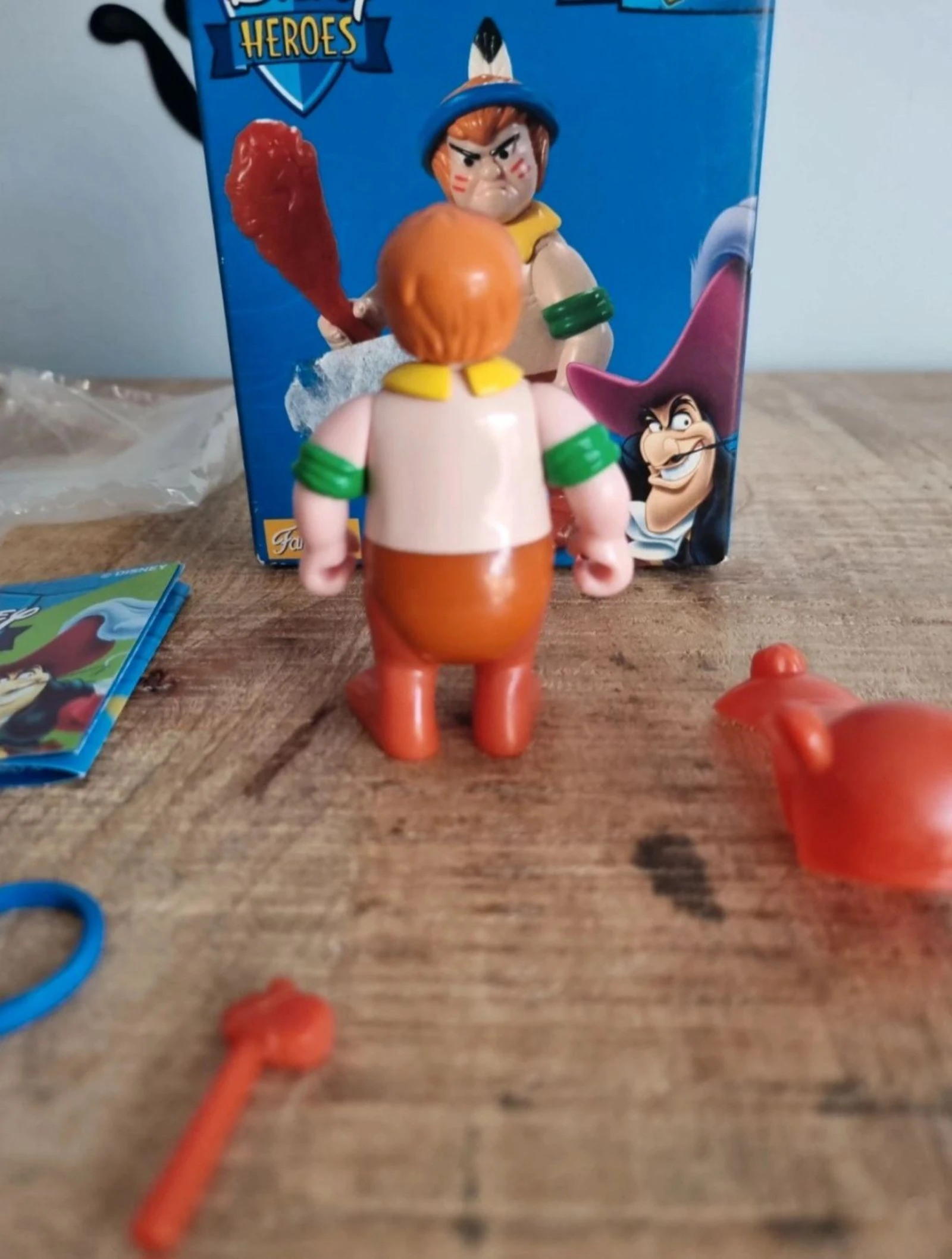 Figurina vintage Disney Heroes Peter Pan - Garoto Perdido (disfarçado de índio) – photo 8